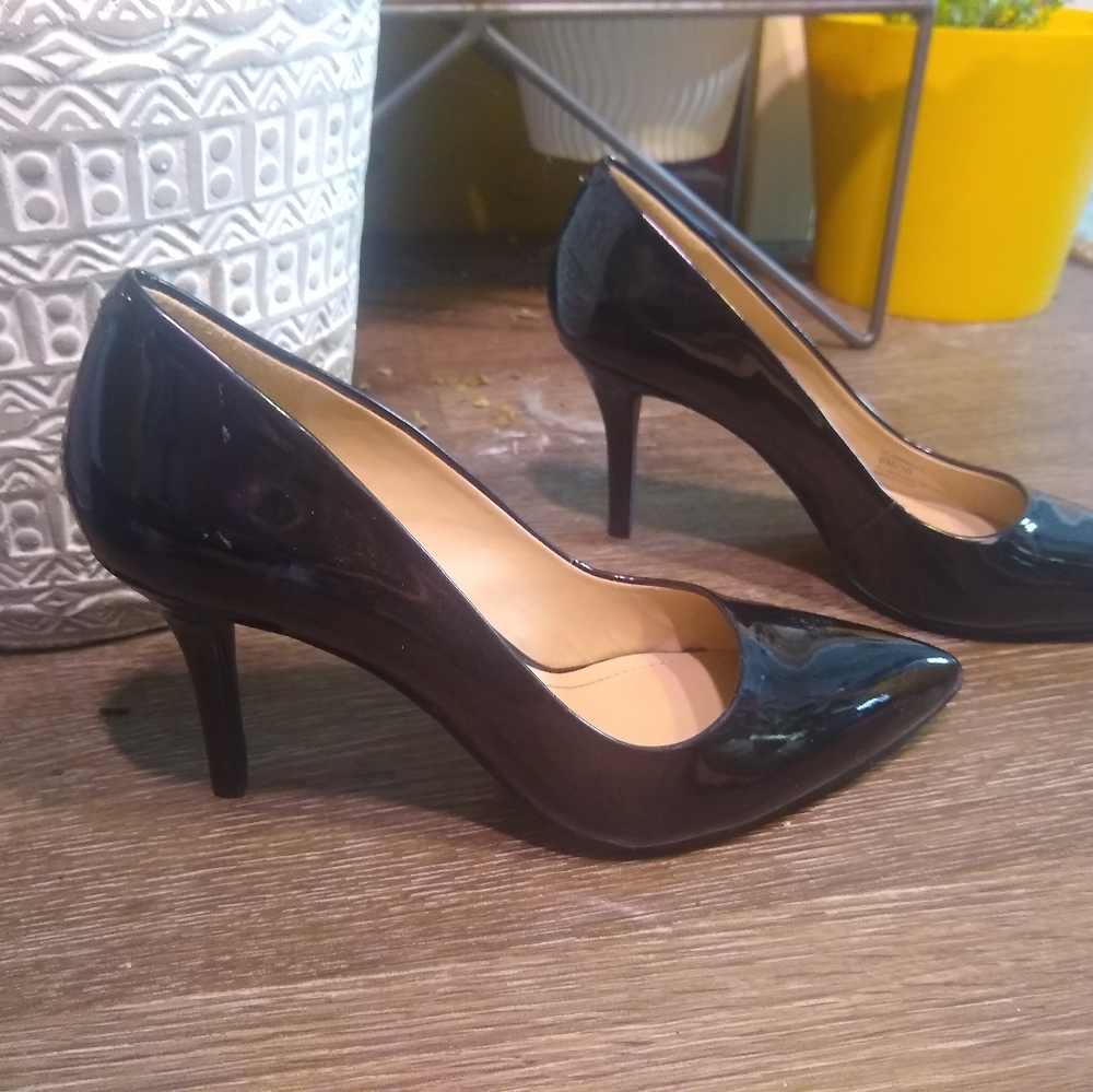 Bc generation black patent leather stilettos size6